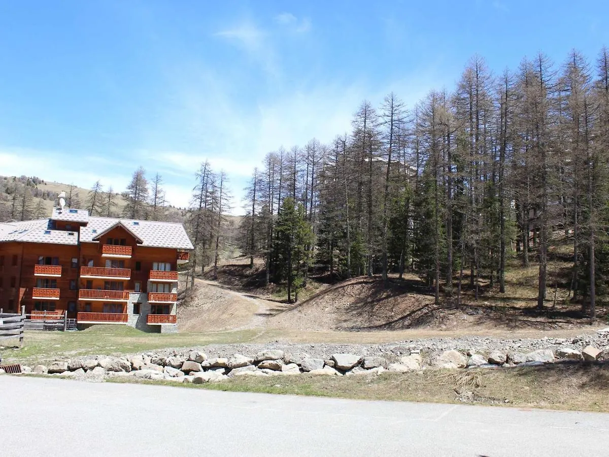 Charmant T2 Avec Piscine, Parking Prive Et Acces Direct Aux Pistes A Vars Les Claux - Fr-1-330B-176 Frankrijk